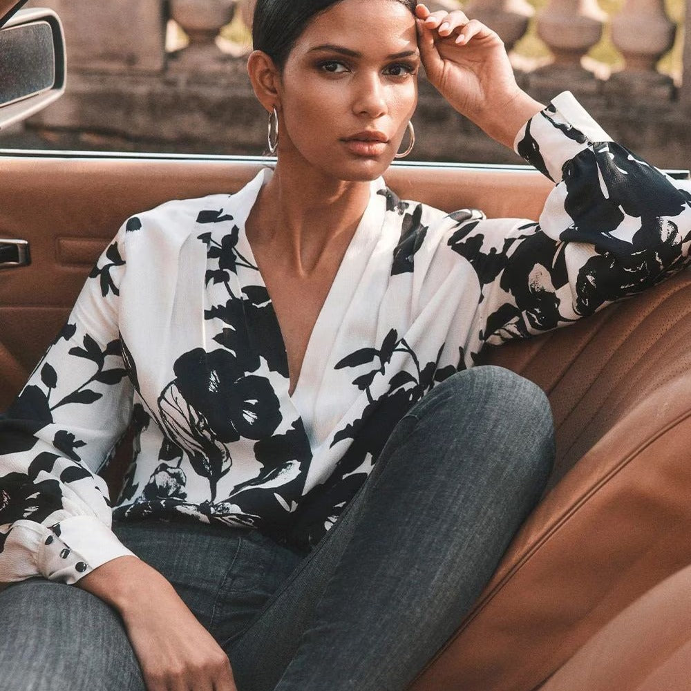 Blouse Wanita Lengan Panjang (WHBM05 FLORAL PLEATSHOULDER BL)